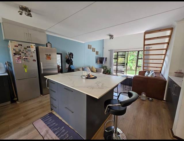 4 BEDROOM TOWNHOUSE FOR SALE IN SUNNINGHILL